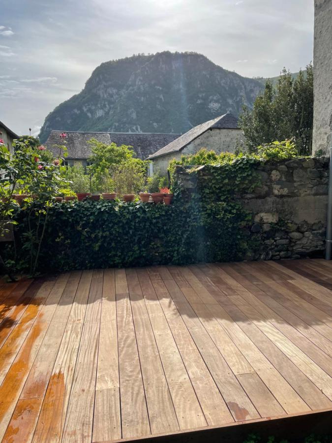 Le Monrepos Avec Jacuzzi Nordique Apartamento Bielle Exterior foto